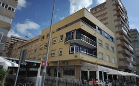 Apartamento reformado con vistas al mar